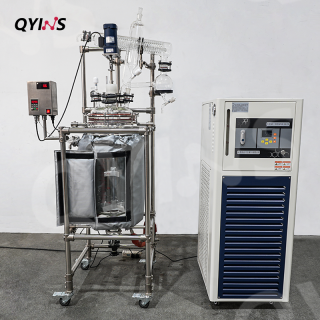 保溫設(shè)計(jì)雙層玻璃反應(yīng)釜20L、30L、50L、100L